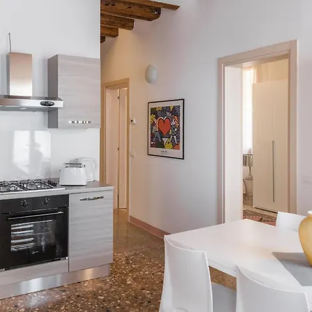Accademia Charm Apartments By Wonderful Italy Venice Exterior photo